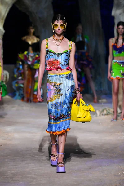 Look 58